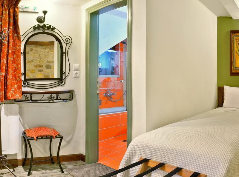 Frontzu Politia Hotel Янина Екстериор снимка