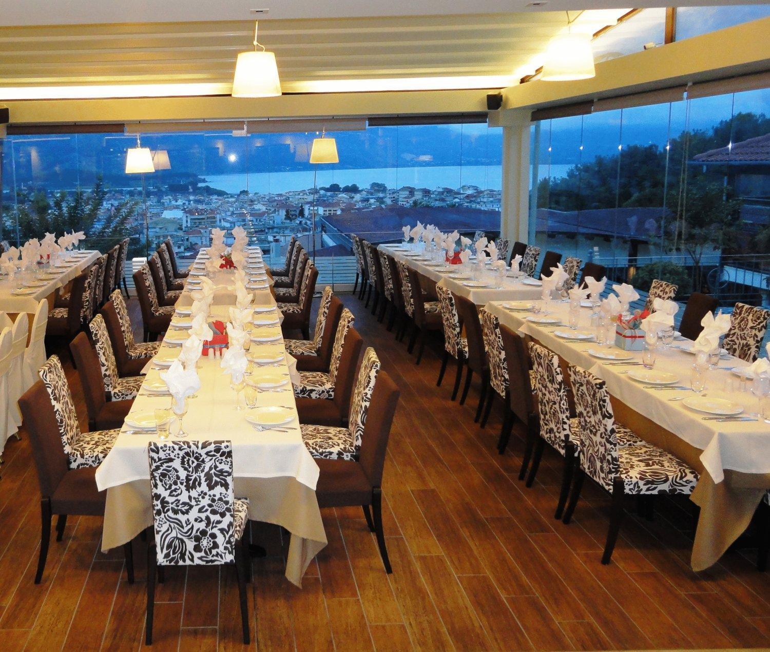 Frontzu Politia Hotel Янина Екстериор снимка